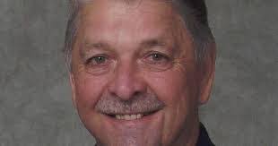 Forrest Reynolds's Instagram, Twitter & Facebook