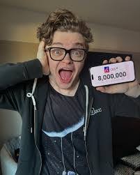 Tabitha Herman's Instagram, Twitter & Facebook