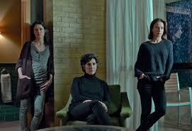 Es una película española, estrenada en 2017 y dirigida por el director pamplonés fernando gonzález molina, consistente en una adaptación cinematográfica de la primera novela de la trilogía del baztán de dolores redondo. Marta Etura La Protagonista De El Guardian Invisible Es Una Mujer Fuerte Pero Herida Rtve Es