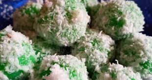 Satu di antaranya channel youtube puguh kristanto kitchen yang membagikan resep dalgona coffee. 2 363 Resep Klepon Tepung Beras Ketan Enak Dan Sederhana Ala Rumahan Cookpad