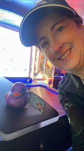 Free air hockey table near Nedonna Beach