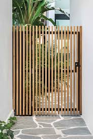 Bepflanzung Pflanzen Baum Blumen Sichtschutz Garten Mehrjahrige Pflanzen Sukkulente Wustenpflanzen In 2020 Garden Design Plans Fence Design Garden Design Layout