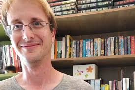 📚 Майк Омер (Michael Omer)