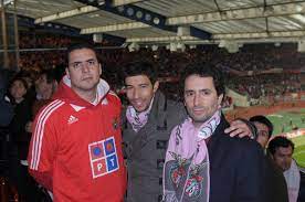 Um grupo de adeptos do benfica, entre os quais estão o humorista ricardo araújo pereira, o escritor jacinto lucas pires e o historiador henrique raposo, apela ao. Ricardo Araujo Pereira Quando O Benfica Perde Sinto Que A Culpa E Minha