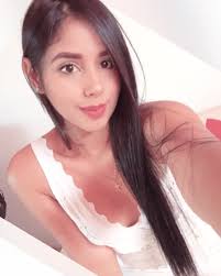 Oiiiiii minha linda princesa morena da beleza única é rara uma verdadeira  princesa ruivinha linda boa noite linda princesa morena