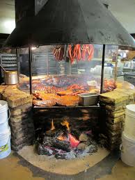 12 Modeles De Foyer Et Grill Exterieur A Construire Soi Meme Cuisine Exterieure Pit Bbq Barbecue Grill