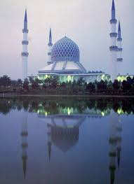 Get great savings on your reservation. Masjid Sultan Salahuddin Abdul Aziz Shah Is The Blue Mosque Of Shah Alam Malaysia Beautiful Mosques Masjid Mosque