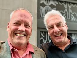 Great fun catching up with talented good-guy Mark Summers- host of the 90's  show that was my first television appearance, “What Would You Do?”  #totally90s