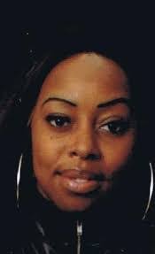 Angela Fentress's Instagram, Twitter & Facebook