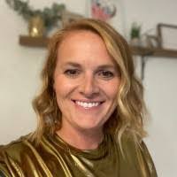 Samantha Thielen's Instagram, Twitter & Facebook