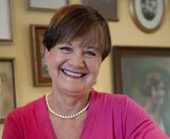 Gail Donner's Instagram, Twitter & Facebook