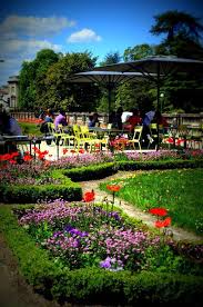 A Sunny Wednesday Afternoon Jardin Public Bordeaux Sortie Scolaire Jardins Sortie