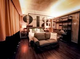 Hotel offers strategic location and easy access to the lively city. Hotel Rossa Melaka Cachos E Outras Ondas