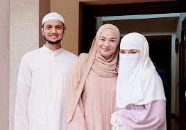 Browse 641 mohammed noor stock photos and images available, or start a new search to explore more stock photos and images. Neelofa S Mother Hints At Daughter S Special Relationship With Preacher Pu Riz Asia Newsday