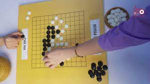 Researchers concluded that chess increased the students' ability to exercise divergent and creative thinking. 025 Gomoku Chess Training Series Trangpham Vs Theha Match Day 02 Youtube