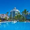 Tenerife sur airport is 20 km away. 1