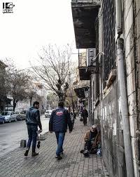 ويقول وحده ألا عمرا أقل هما يباع فأشتريه أو جدارا أكثر قوة أحتمي به دون أن يقع على رأسي العفيف دمشق في 11 03 2017 afif dama street view photo damascus