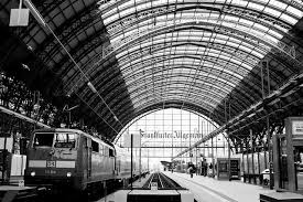 Frankfurt Main Hauptbahnhof Train Station Germany Travel Frankfurt Germany Train Station