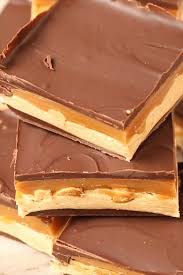 Recette Du Napolitain Maison Pour Les Gouters D Enfants Technique Photo En Pas A Pas Homemade Snickers Desserts Dessert Recipes