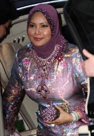 Comptroller of the royal household datuk wan ahmad dahlan ab. 62 Royalty Malaysia Ideas Royalty Royal Tiaras Royal Jewels