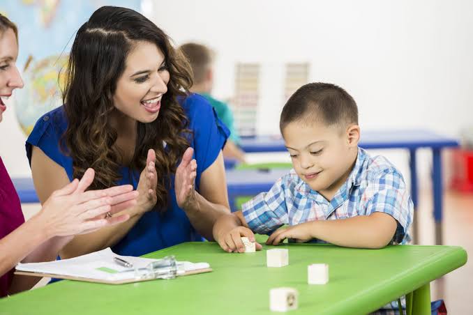 https://lifeworksschools.com/blog/educating-children-with-intellectual-disabilities/