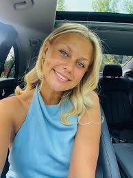 Sara Kring (@kringsara) • Facebook, Connect with friends