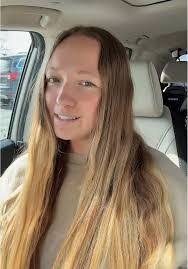 Alexis Cobb's Instagram, Twitter & Facebook