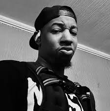 NO ONLINE FEES for #Pistons home games this weekend. Give the gift of  #DetroitBasketball: