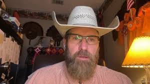 Cecily Schultz's Instagram, Twitter & Facebook