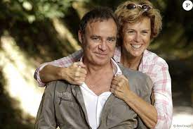 8,387 likes · 89 talking about this. Fabien Lecoeuvre Et Sa Compagne Anne Richard Les Ecrivains Chez Gonzague Saint Bris 1ere Edition A Chanceaux Pres Loches Le 26 Aout 2018 C Cedric Perrin B Purepeople