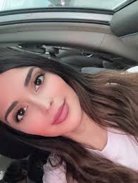 Hello mamas, how is your midweek going? Am a mom of 3, entrepreneur &  concent creator like everyone here. Lets connect to get to know each other.  Kindly F4F & E4E.