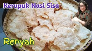 Taruh sisa nasi di wadah kedap udara. Cara Membuat Kerupuk Dari Nasi Sisa Youtube