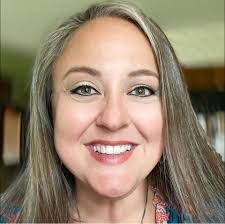 Emma Huth's Instagram, Twitter & Facebook