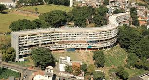Revista Au A Pedregulho No Rio De Janeiro De Affonso Eduardo Reidya Arquitetura E Urbanismo Arquitetura E Urbanismo Urbanismo Arquitetura
