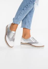 Bienvenue sur notre page spéciale derbies blanc pour femme ! 30 Derbies Super Tendance Pour Un Look Classe Et Trendy