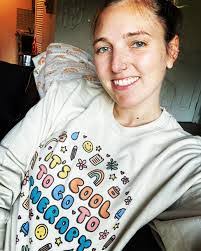 Beth Saxton's Instagram, Twitter & Facebook