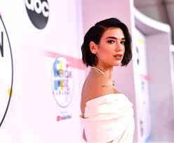 Watch dua lipa's dazzling medley of 'levitating' and 'don't start now' at the grammys. Dua Lipa S Reaction To Winning Her First Grammy Was Adorable Dua Lipa Wins Best New Artist
