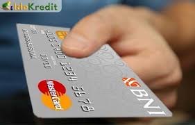 Bagi anda yang memiliki terlalu banyak kartu kredit mengapa tidak menutup salah satunya agar pengeluaran bulanan bisa dikurangi. 6 Syarat Dan Cara Menaikkan Limit Kartu Kredit Bni 2021 Idekredit