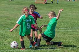 Gerak dan keterampilan aktivitas permainan sepak bola dapat dikelompokkan menjadi:. Contoh Soal Dan Jawaban Penjas Kelas Xi Semester 2 Esssay Kumpulan Soal Materi Sekolah