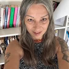 CNA a decis astăzi eliminarea de pe rețelele de socializare și YouTube a  materialelor legate de pseudoconferința antivaccin de la Brașov. Hotărârea  a venit în urma sesizării transmise de Colegiul Medicilor din