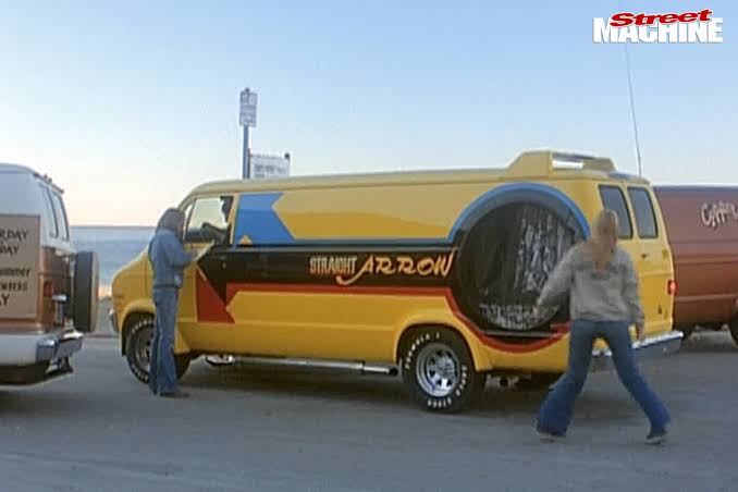 The Van (1977) - ripper car movies