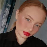 Katie Heaton's Instagram, Twitter & Facebook