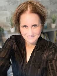 Veronica Durant's Instagram, Twitter & Facebook