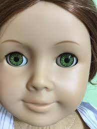 Aku dapat Felicity Pleasant Company ni dari Mercari beberapa minggu lepas.  Penjual tu cakap dia rasa patung ni mungkin dari siri Dreamer. Aku dah buat  kajian sikit, tapi masih tak pasti. Korang