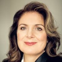 Rita Knott's Instagram, Twitter & Facebook