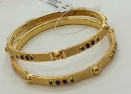 Pin By Bhumi Dave On Jewellery I Like Jewelry Bracelets Gold Gold Bangles Design Gold Jewelry Necklace