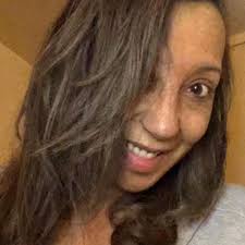 What is the typical charge for a 4-hour DJ gig at a non-nightclub event?