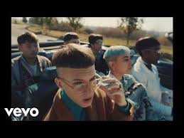 Gus Dapperton Prune You Talk Funny Youtube Weird Songs Music Humor Dream Pop