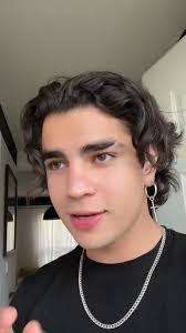 Aaron Fradkin's Instagram, Twitter & Facebook