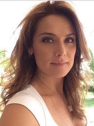 Tú lo cuidas como lo cuidaríamos aquí en la tierra. Silvia Corzo Fan Club Abril 2015